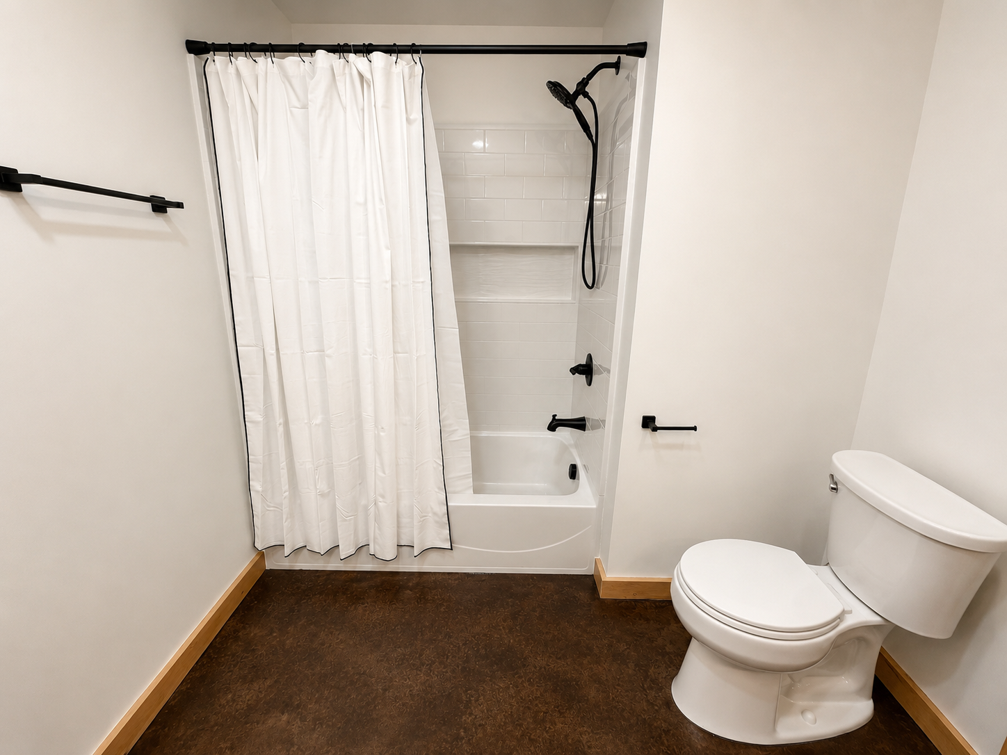 The Smoky Reserve — Guest Bath